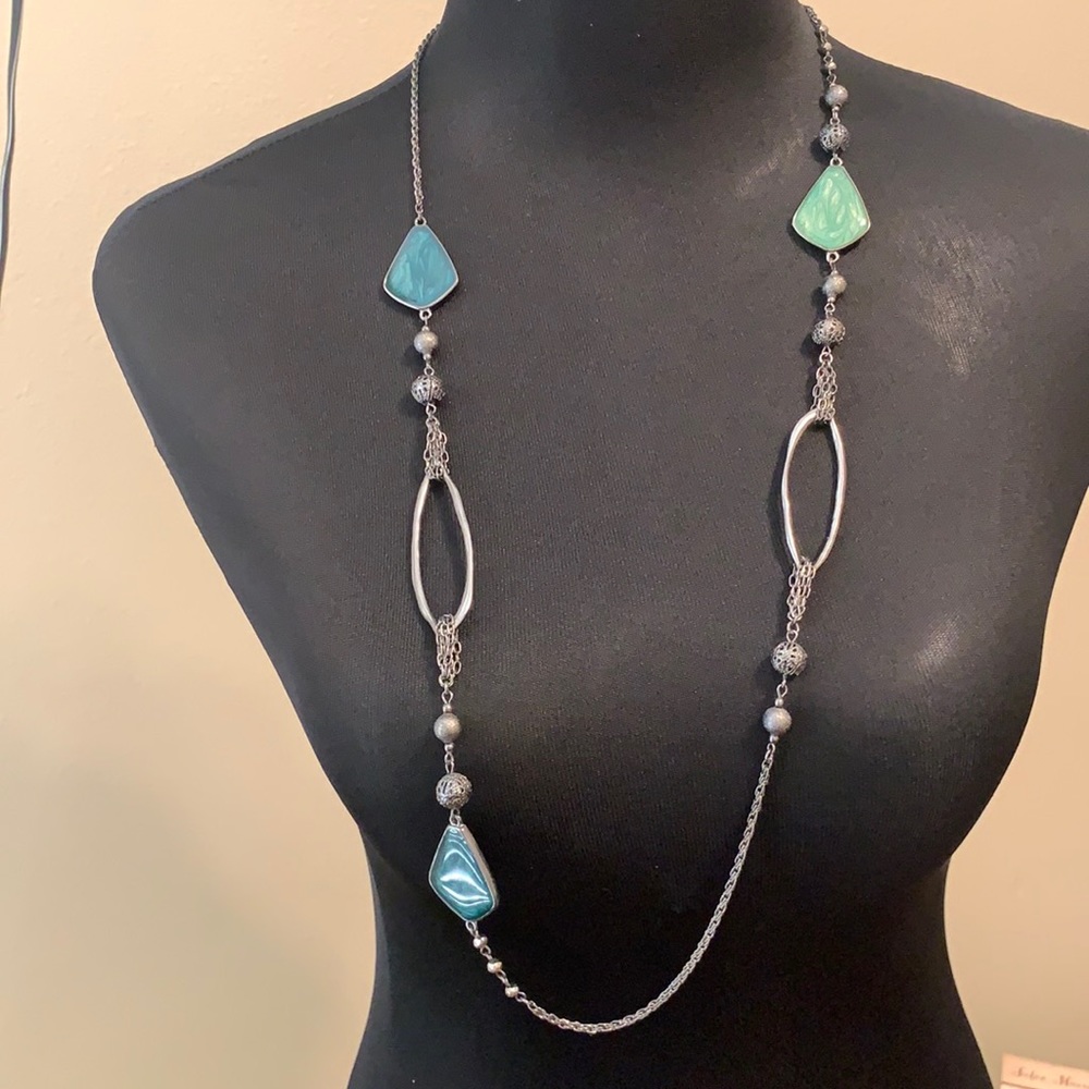 Croft & Barrow necklace and earrings set